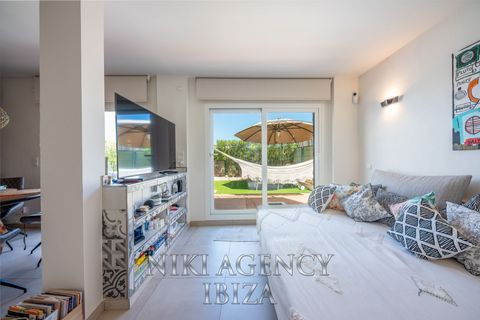 Villa a Cala Tarida, Ibiza, Cala Tarida - € 795.000 | Ref: CVE074 - foto 12